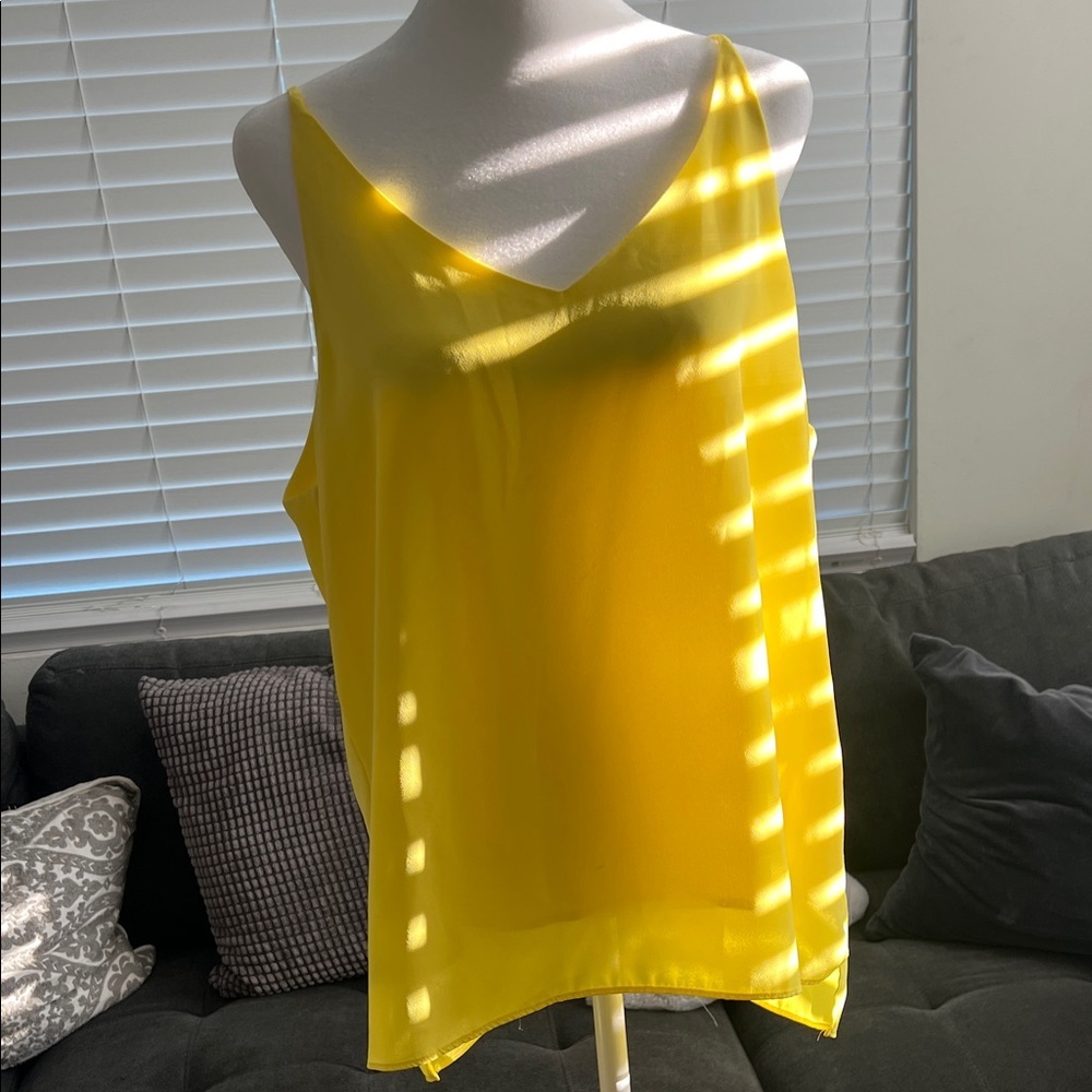 Shinestar Sunny Yellow V-Neck Top